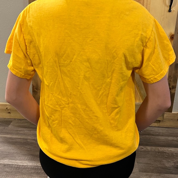 * 🤑💰🤑 3/$10.00 budle item 🤑💰🤑
**** Unisex small T-shirt - Picture 2 of 5